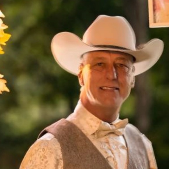 Meet your Posher, Mark - Picture 1 of 1